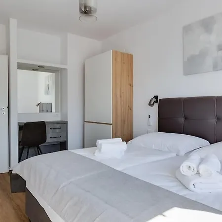 Apartament Eni 1